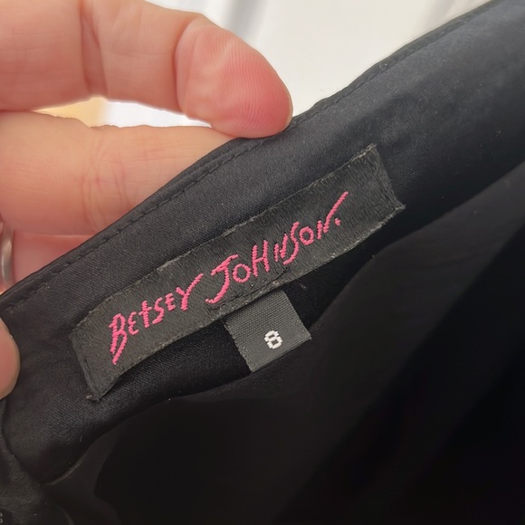Betsy Johnson LBD 100% Silk - Picture 3 of 6